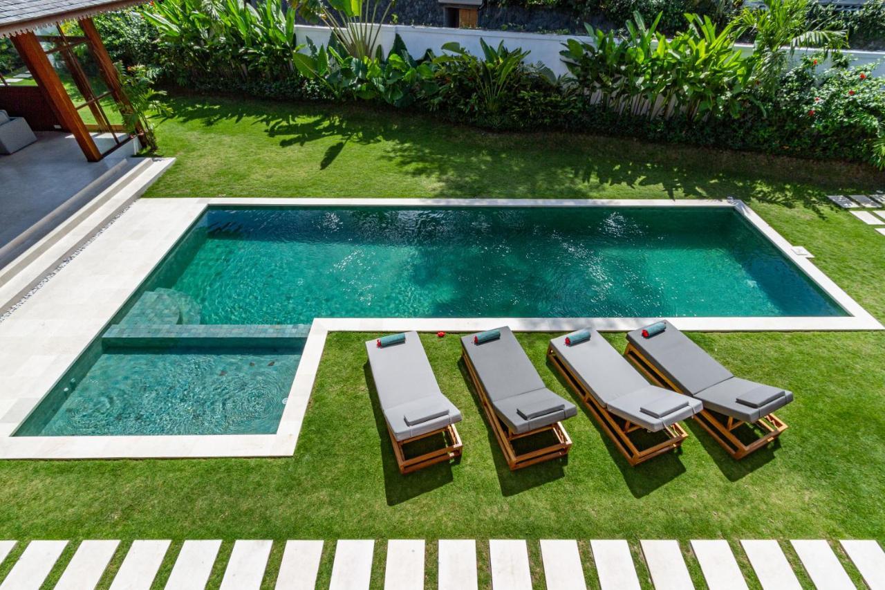 Villa Alea Estate à Kerobokan Extérieur photo