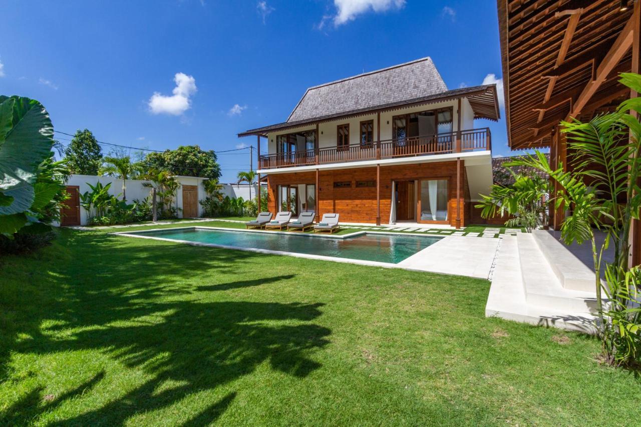 Villa Alea Estate à Kerobokan Extérieur photo