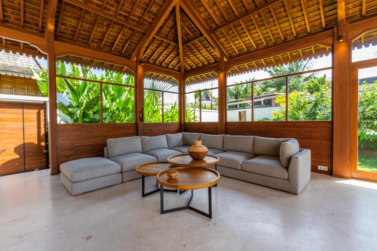 Villa Alea Estate à Kerobokan Extérieur photo